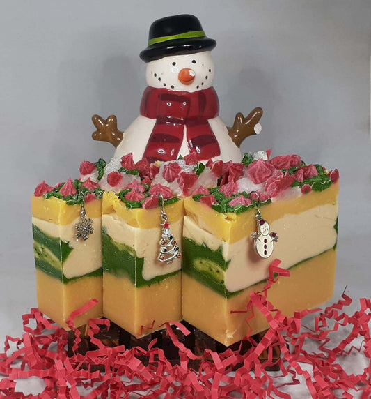 Deck the Halls Soap - Piney Christmas Forest & Beer Nourishing Bar