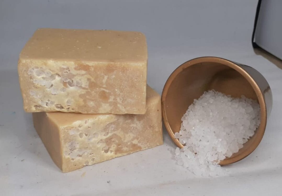 Natural turmeric soap for eczema and dark spots